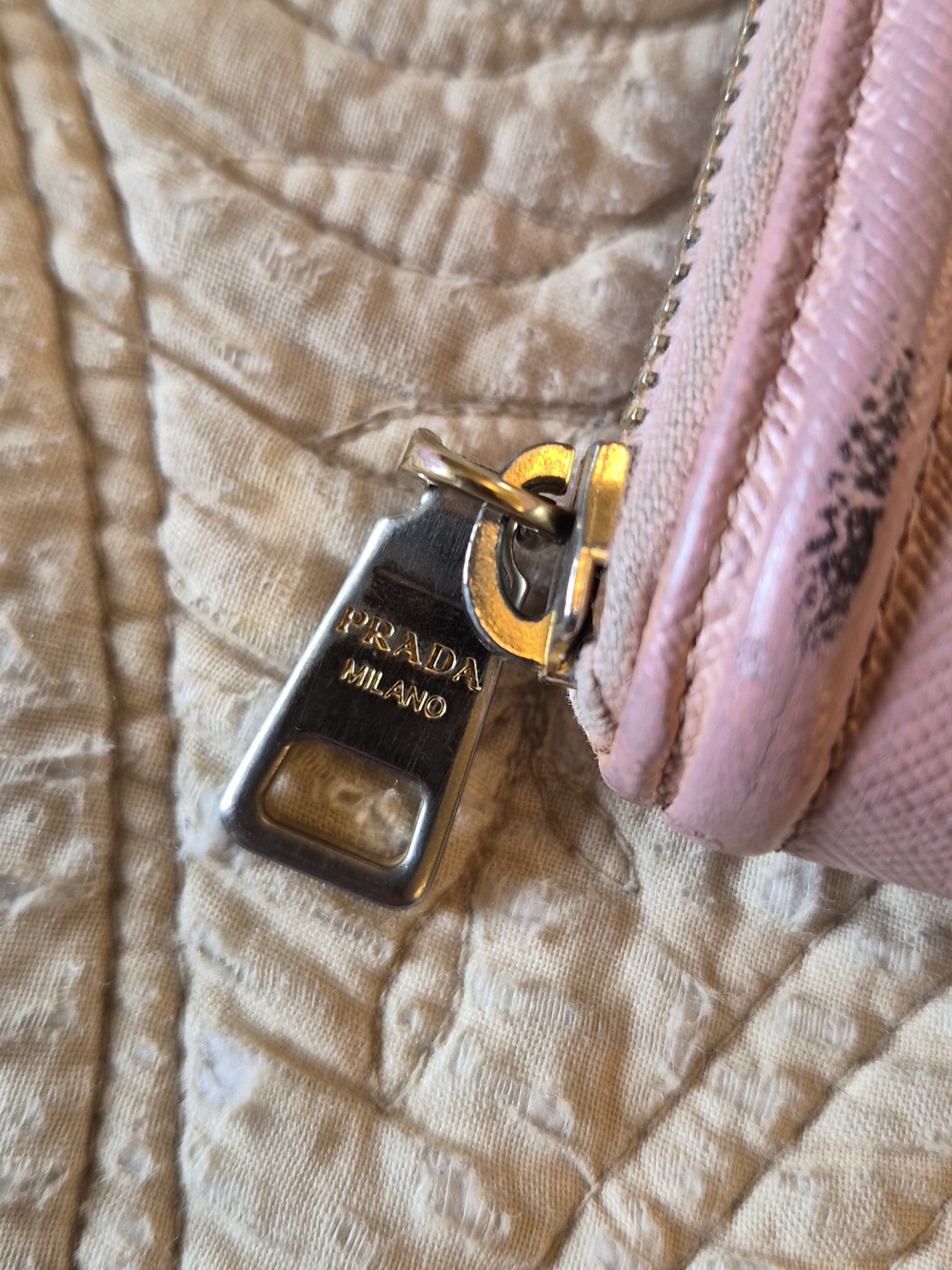 Prada Rose Pink Saffiano Zip Wallet with Gold Logo - Picture 7 of 8